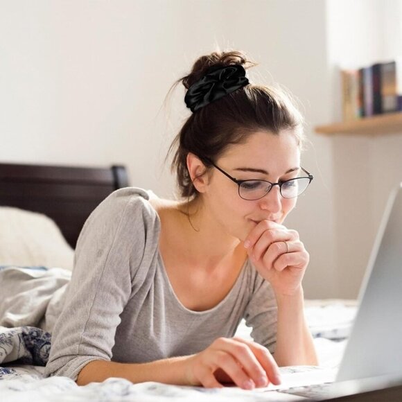 Glamorous Black Scrunchies - 20-piece Set for Bridesmaid Proposals & Events - Picture 6 of 8
